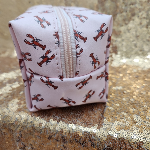 Makeup Revolution Friends Pink Lobster Print Cosmetic Bag - Picture 4 of 6